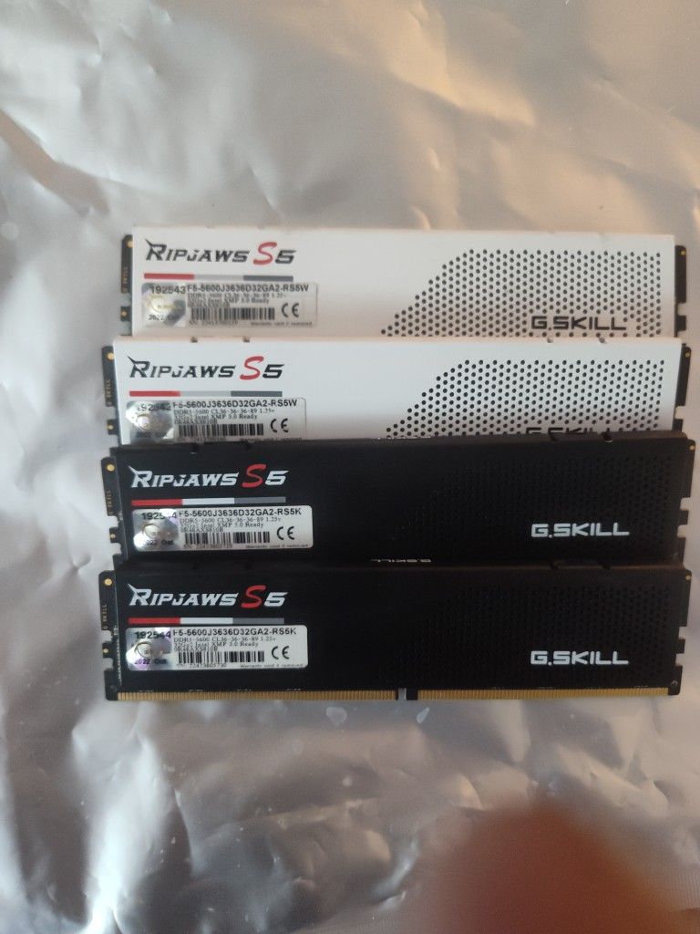 G.SKILL DDR5 32GB RAM x 4