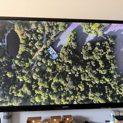 50" Samsung TV w/ Wall Mount!
