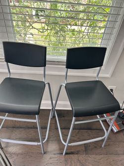 Pair of high chair ikea