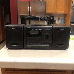 Sony Boom Box CFD-600