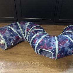 Cat tunnel toy