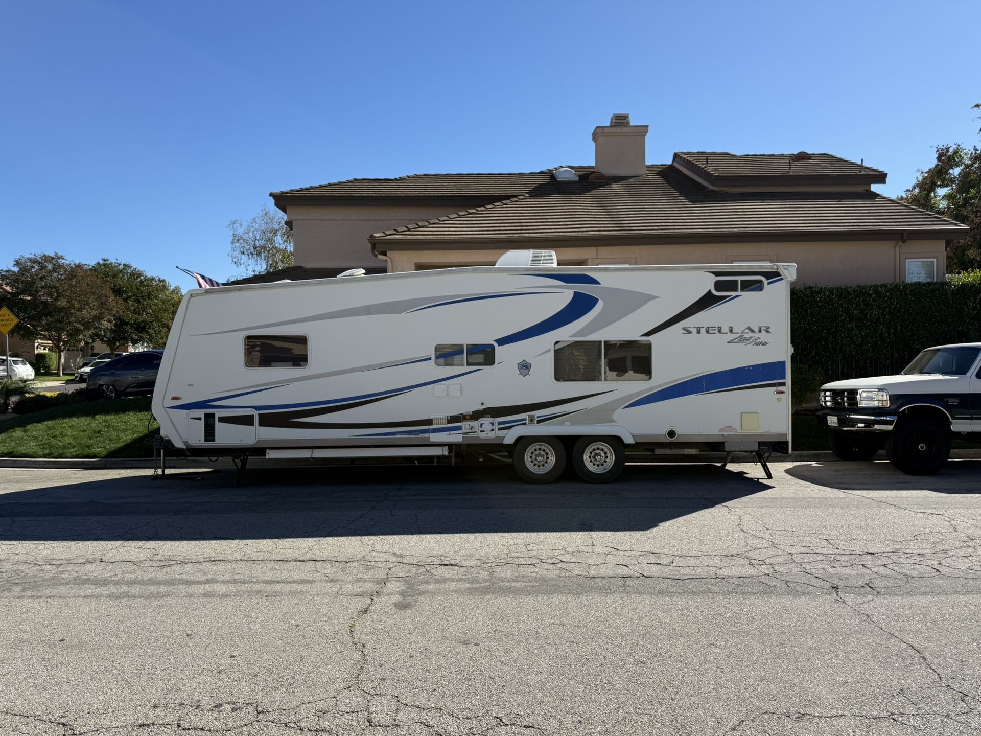 2011 Eclipse Stellar Toy Hauler