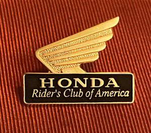 Photo Honda Rider's Club of America Goldwing PINBACK lapel PIN MEDAL Metal Motorcycle