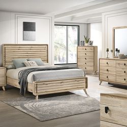 Queen/King Bedroom Set. 🚚WE DELIVER🚚