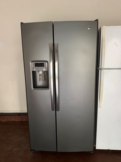 GE Side-by-Side Stainless Steel Refrigerator