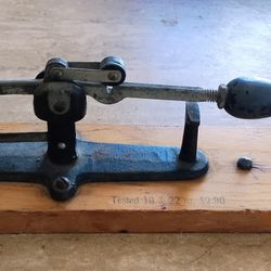 ANTIQUE  EGG  SCALE