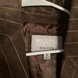 WOMEN’S LEATHER JACKET