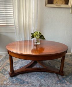 Round coffee table brand name
