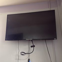 onn 43” Class 4K UHD Roku Smart Television HDR