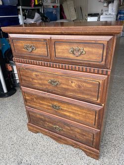 31X42X17 4 DRAWER DRESSER