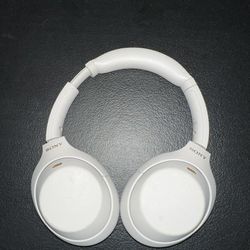 Wireless Sony WH1000XM4 Premium Headphones 