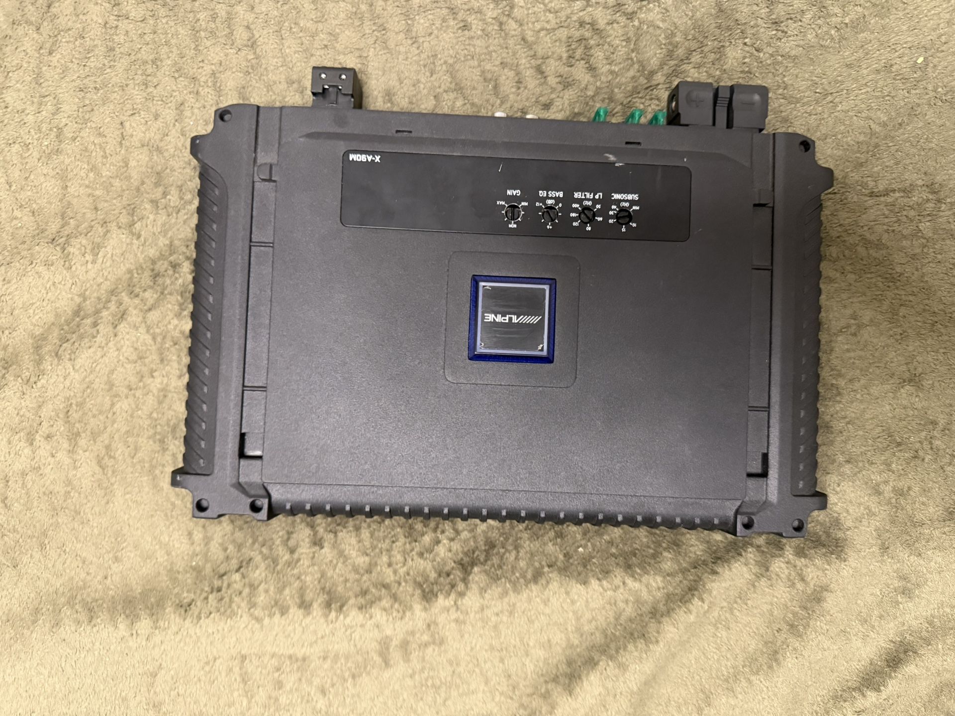 Amplifier 900w rms 1800 watts peak