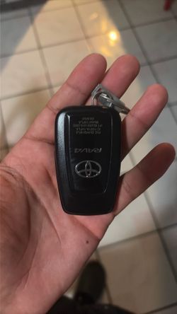2023 Toyota rav4 magnetic gray car keys