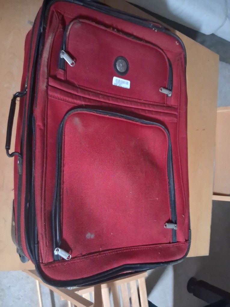 American Trunk And Case Suit Cade Carry On