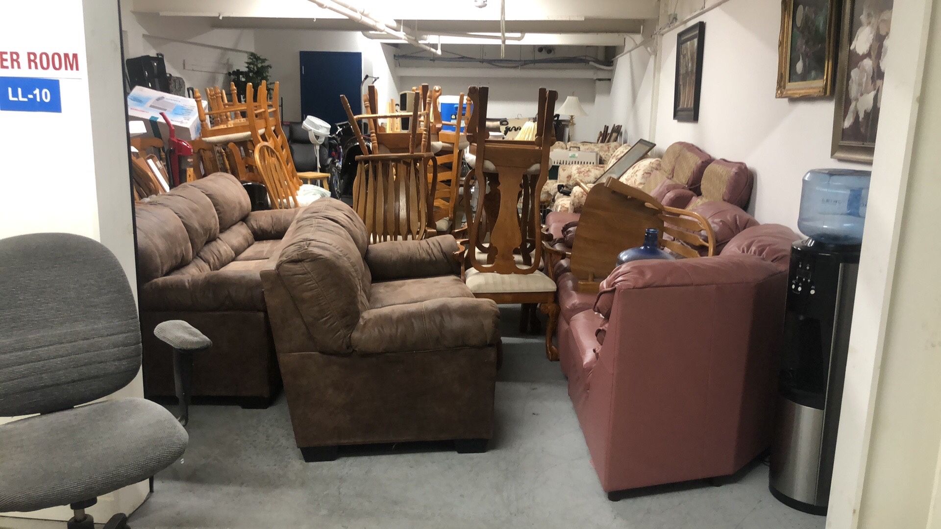 Very good condition used furniture