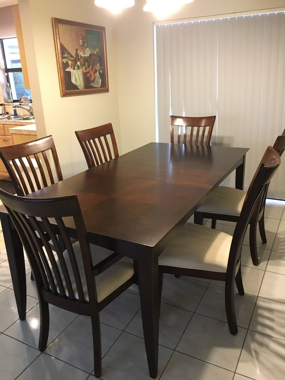 Dining room table with 6 chairs