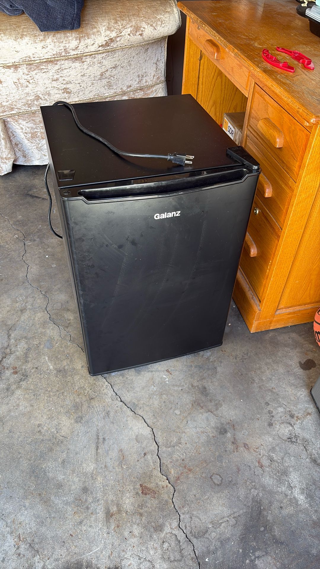 Mini Fridge