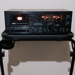 Extremely Rare Vintage  BIC T-2 two Speed Cassette Deck