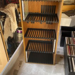 Holds 60 CDS 