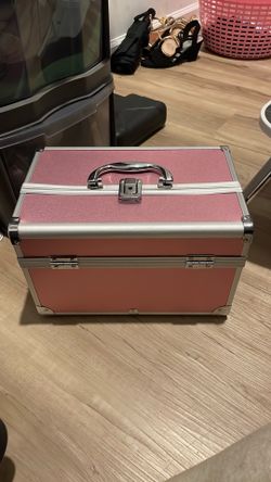 Pink Makeup Train Case (Keys Included)