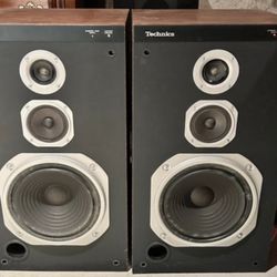 TECHNICS SB-K40 3 WAY SPEAKERS WOOD BOXED