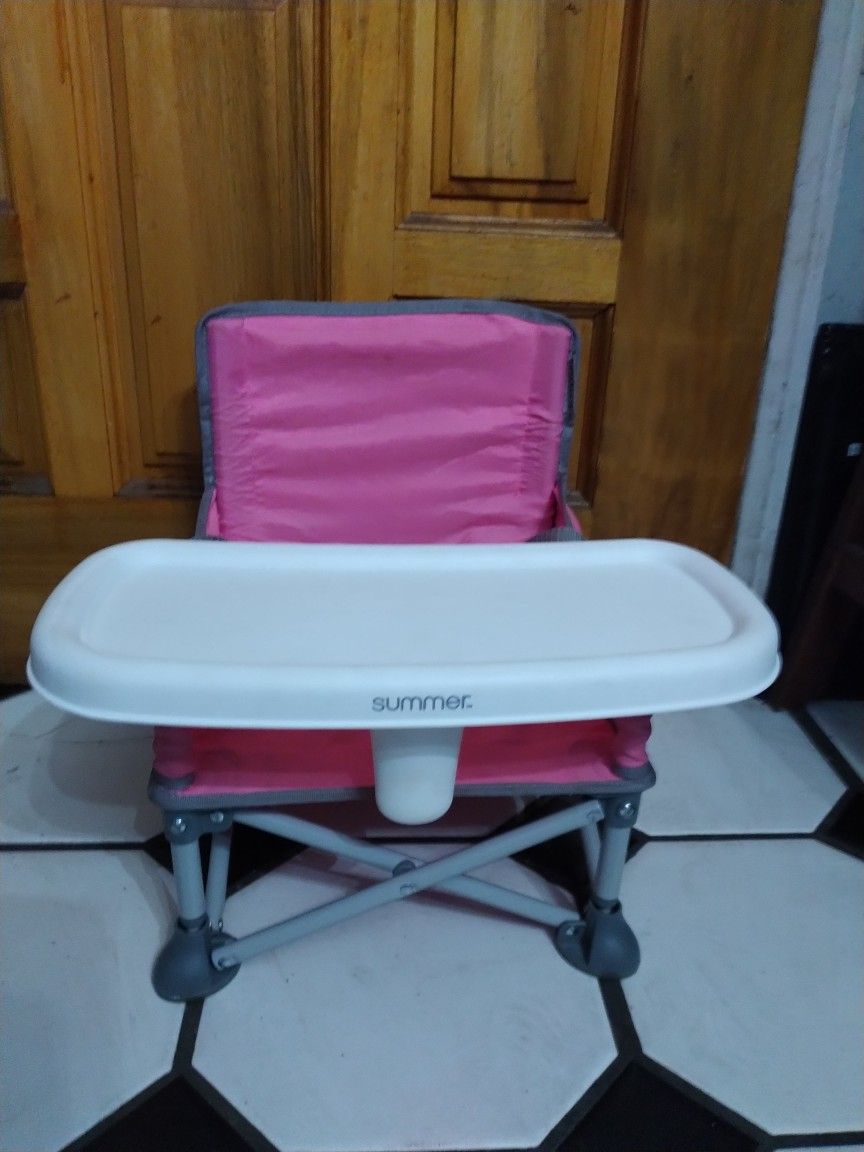 Used Summer Infant Pop N Sit Se Booster Chair