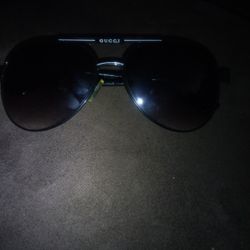 Black Gucci Sunglasses 