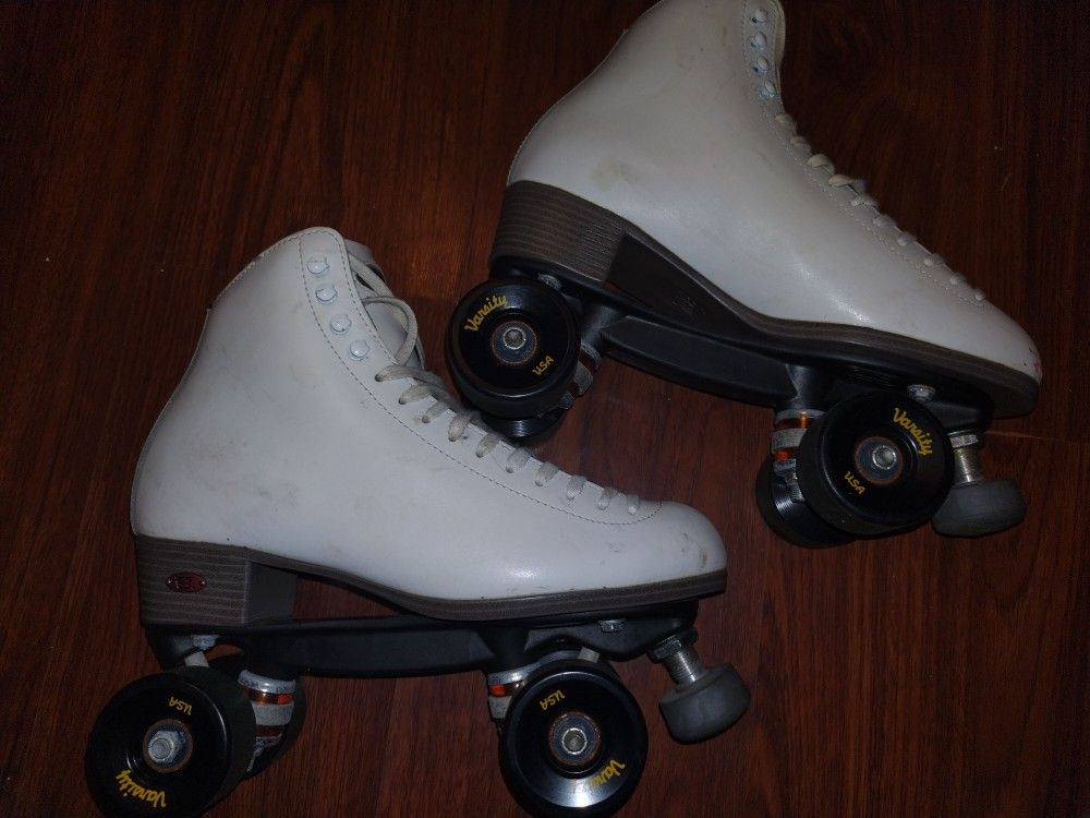 Riedell Raven 120 White Roller Skates, Women Size 10 Wide