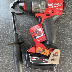 Milwaukee M18 FUEL 18V Lithium-Ion Brushless Cordless 1/2 in. Hammer Drill/Driver & M18 5.0 Battery