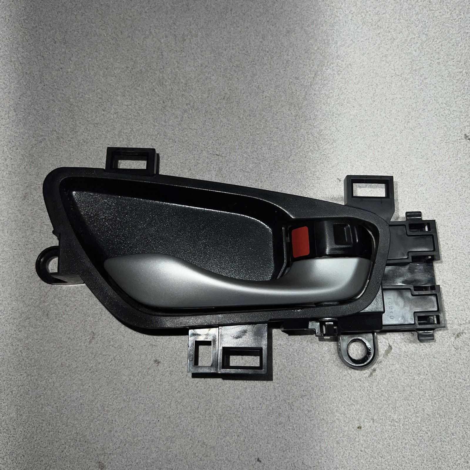 2016-2020 HONDA CIVIC SEDAN REAR RIGHT PASSENGER SIDE INTERIOR DOOR HANDLE OEM
