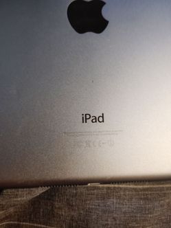 Apple ipad 4th gen 11 inch screen 16gb wifi and cellular