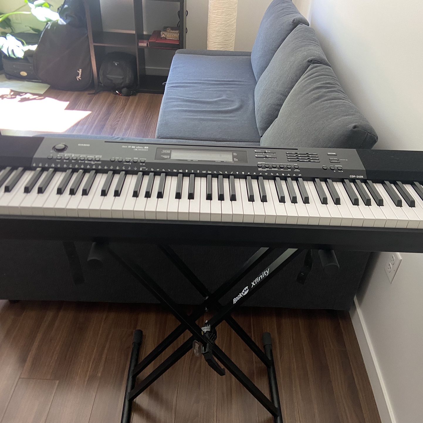 Casio allswell CDP 240R Digital Piano