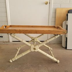 Coffee/End Table with removable Tray