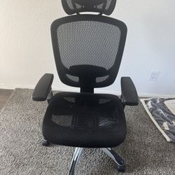 Adjustable Reclining Office Chair 