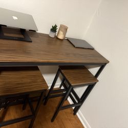 Counter Height Table w/ 2 Stools