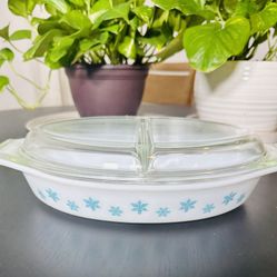 Pyrex Snowflake Divider Casserole