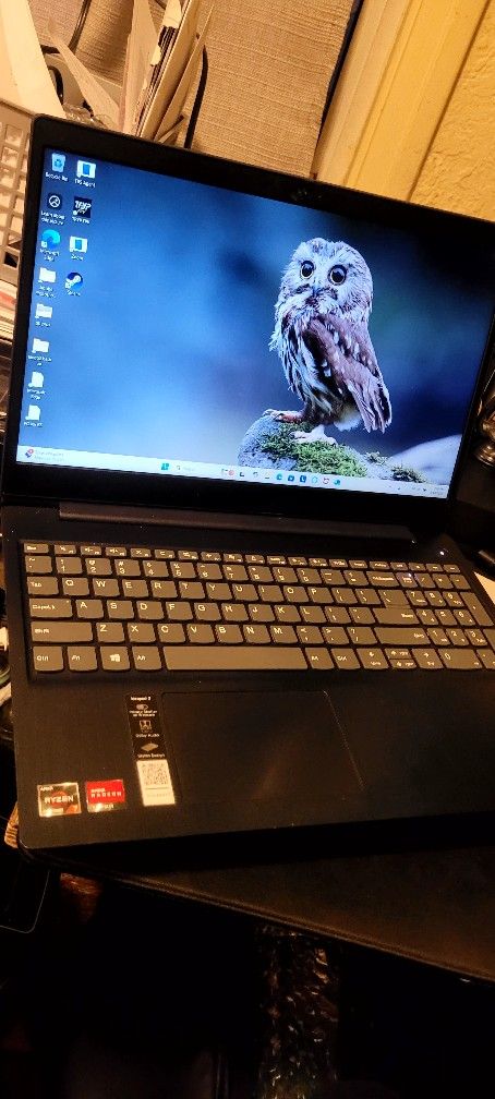 Lenovo Laptop