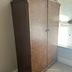 Solid Wood Closet