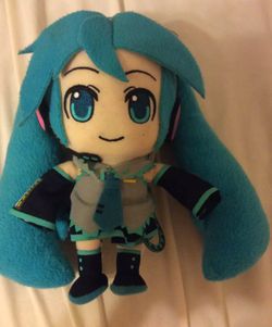 Hatsune Miku plushie