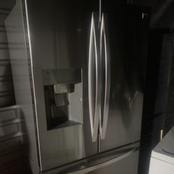 Refrigerator Kenmore 