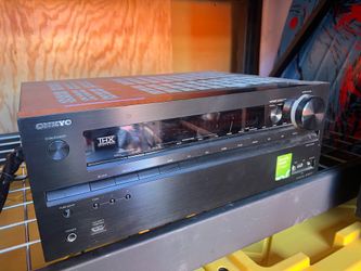 Onkyo TX-NR717  7.2 Home theater