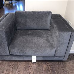 Plush single arm chair
