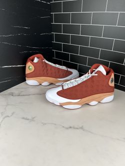 Jordan 13 Retro Dune Red SZ 10