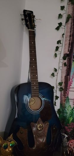 Selling A Nice Guitar DOnt Use It $140