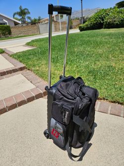 Brunswick double ball bowling bag