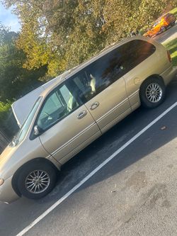Chrysler Town & Country, 2000