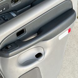 2003 GMC Yukon Door Panels