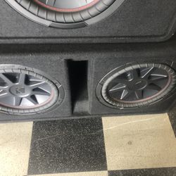 Kicker CompVT 12 Dual Subwoofer Kicker Box