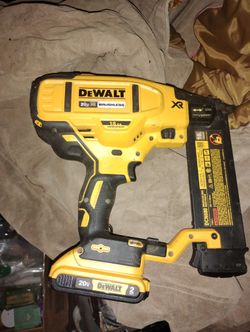 Brand New DeWalt Battery Powered Brad Nailer