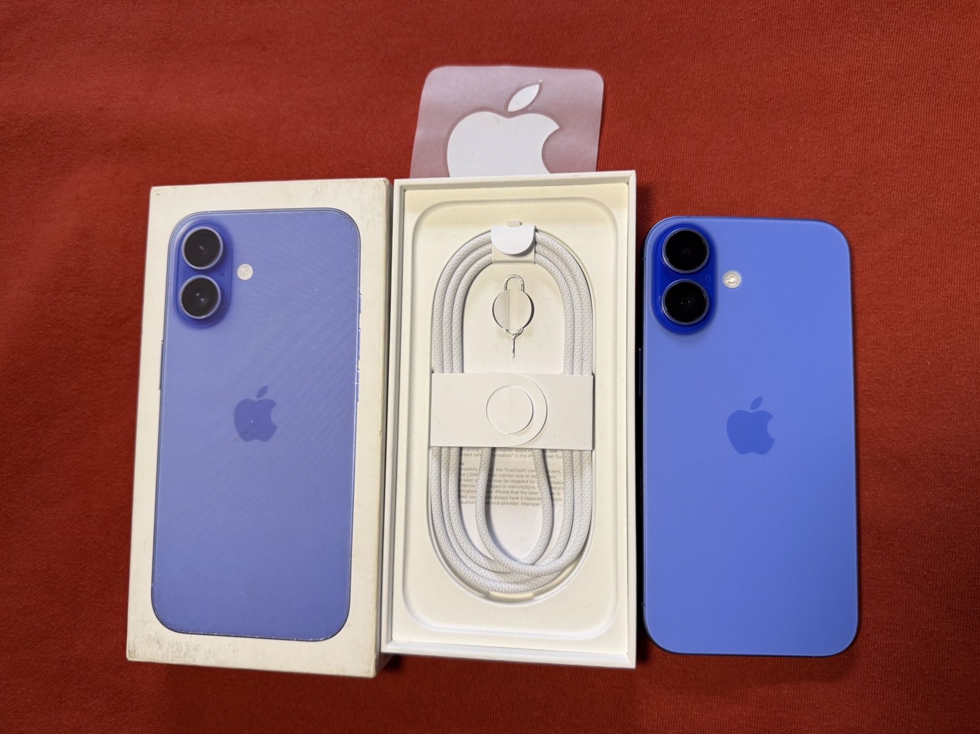 Apple iPhone 16